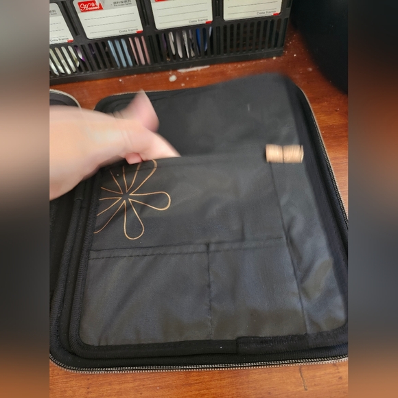 Erin Condren colorblends PlannerFolio - Picture 4 of 7